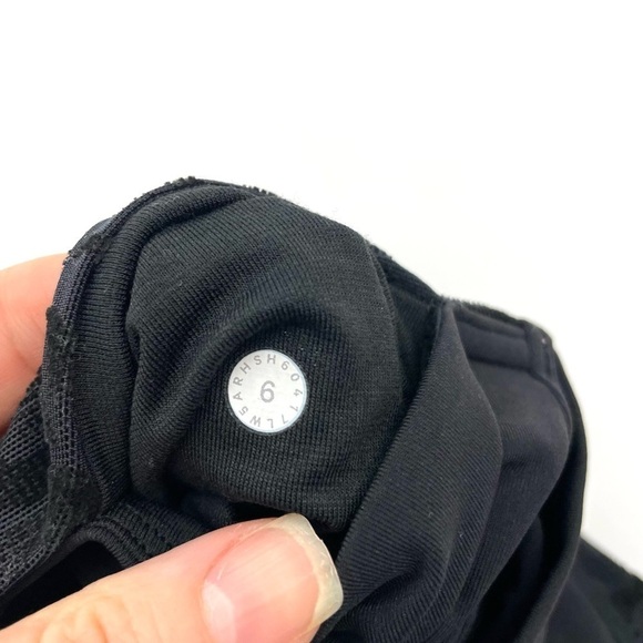 Lululemon Meant To Move 7/8 Tight Flocked Floral Cherry size 6 O39 - Picture 9 of 10